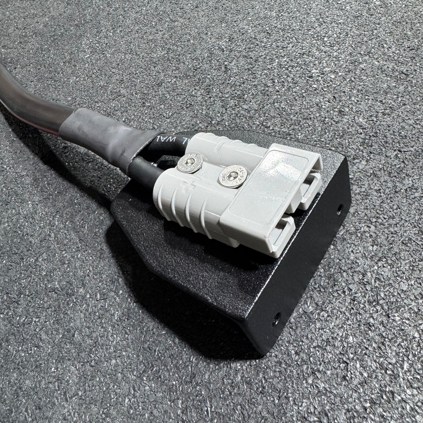 Headboard Anderson Plug Mount