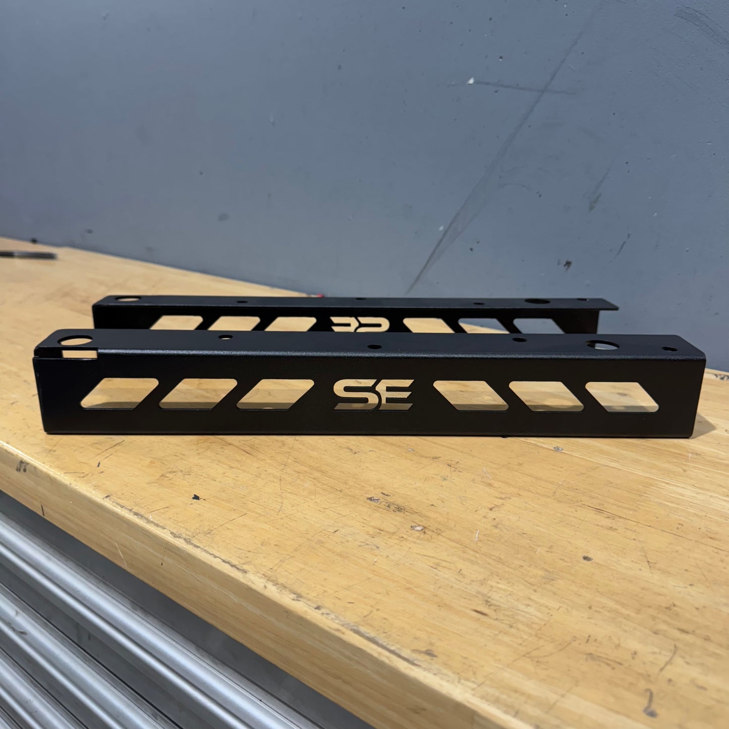 Dometic CRX80 Fridge Mounts