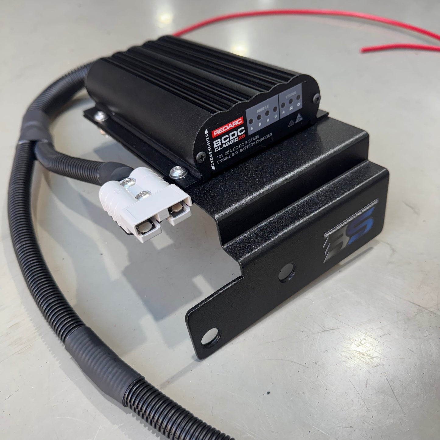 Old Shape 70 Series Redarc BCDC Dual Battery Charger Kit  (fits 2015-2024)