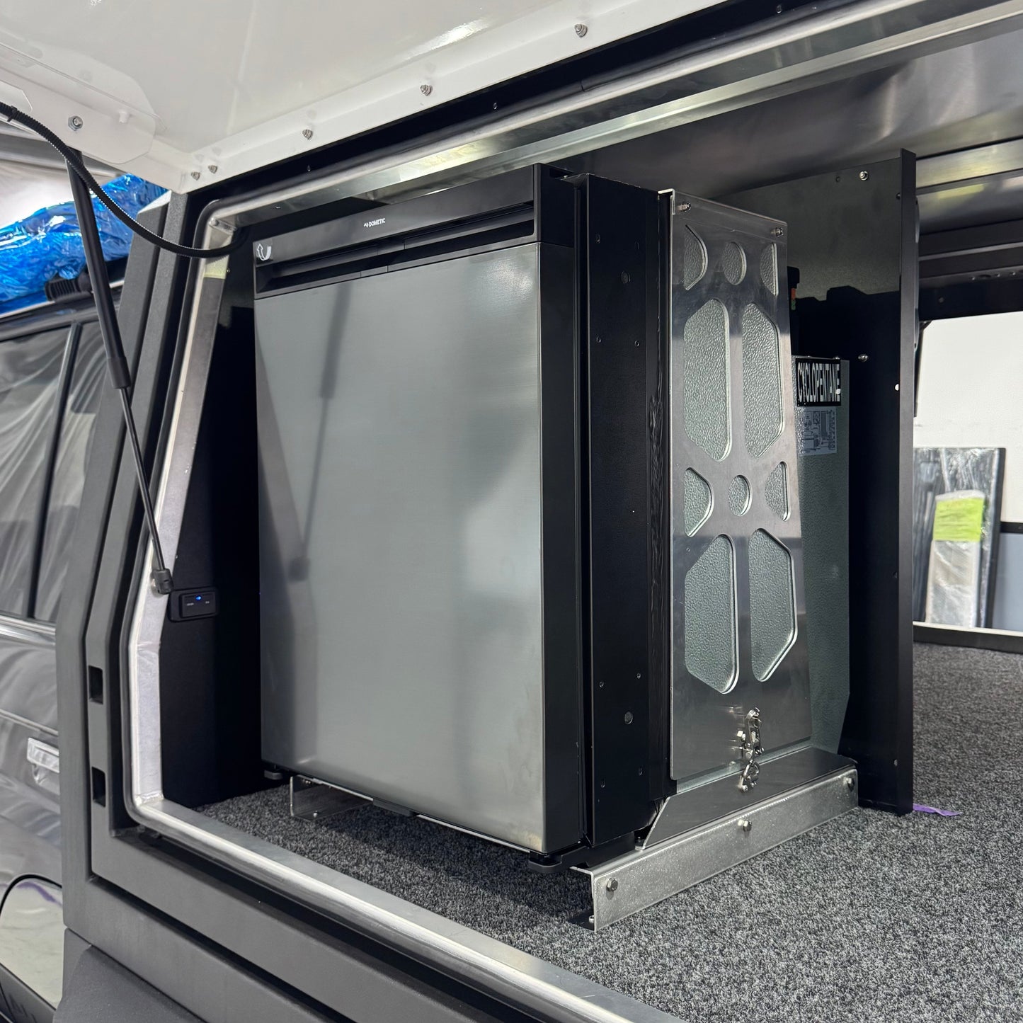 Canopy fridge mount to suit Dometic NRX80 & CRX80