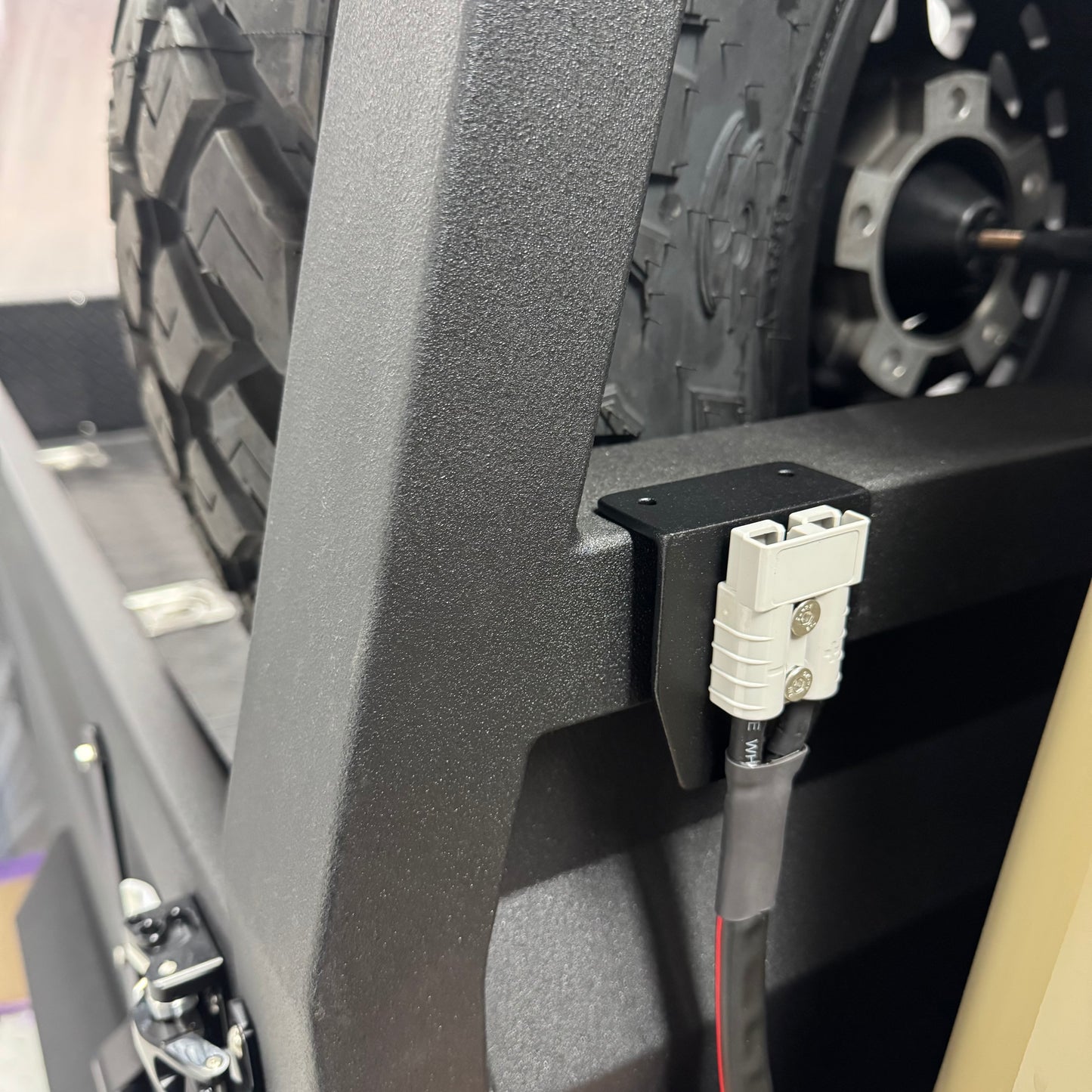 Headboard Anderson Plug Mount