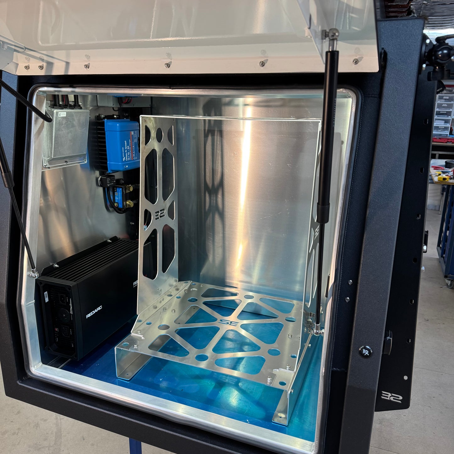 Canopy fridge mount to suit Dometic NRX80 & CRX80