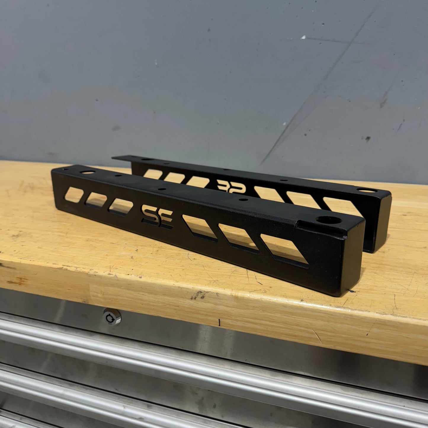 Dometic CRX80 Fridge Mounts
