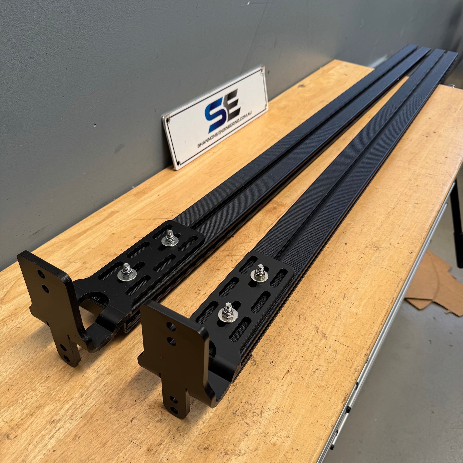 Roof top tent, side awning, 270 brackets