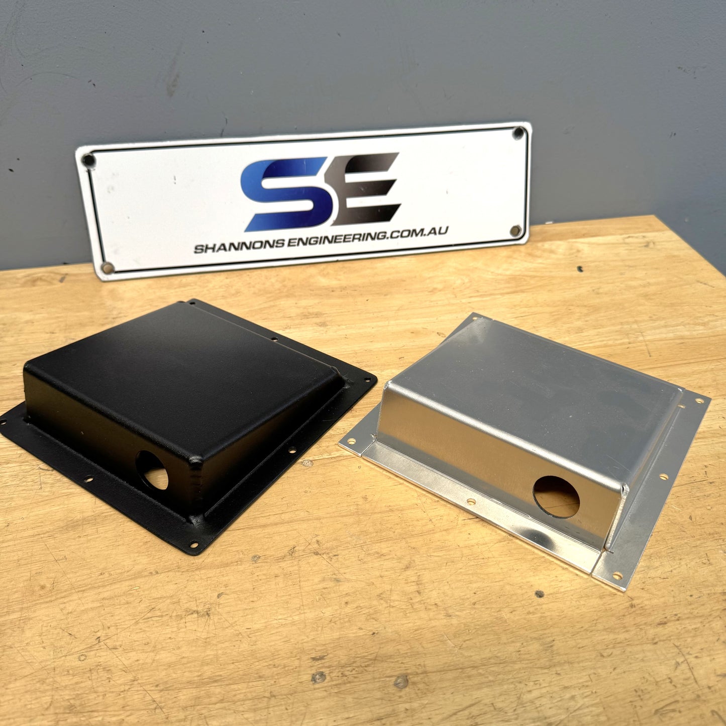 Canopy Cable Entry Mount