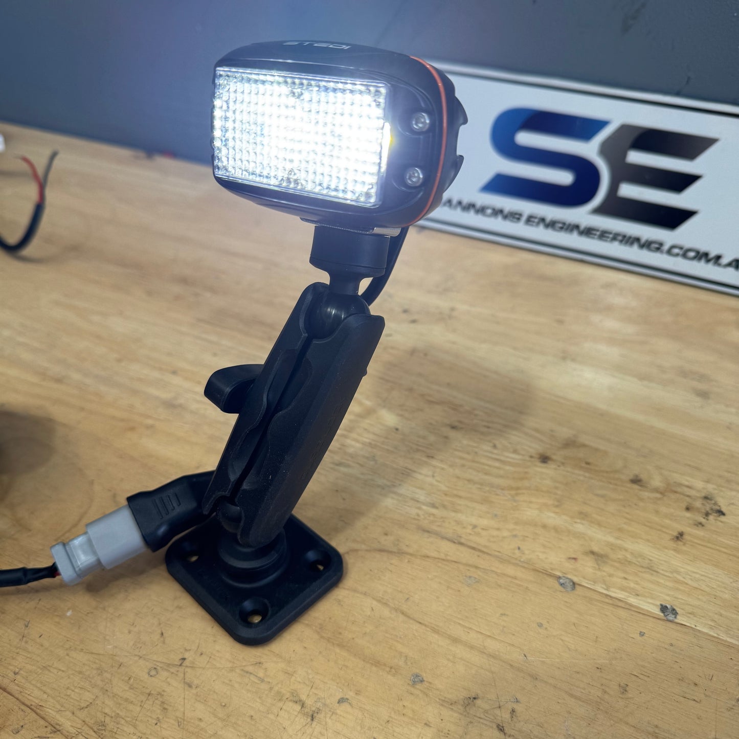LED 10W Flood Light on Quadlock Mount Gimble - Type 2