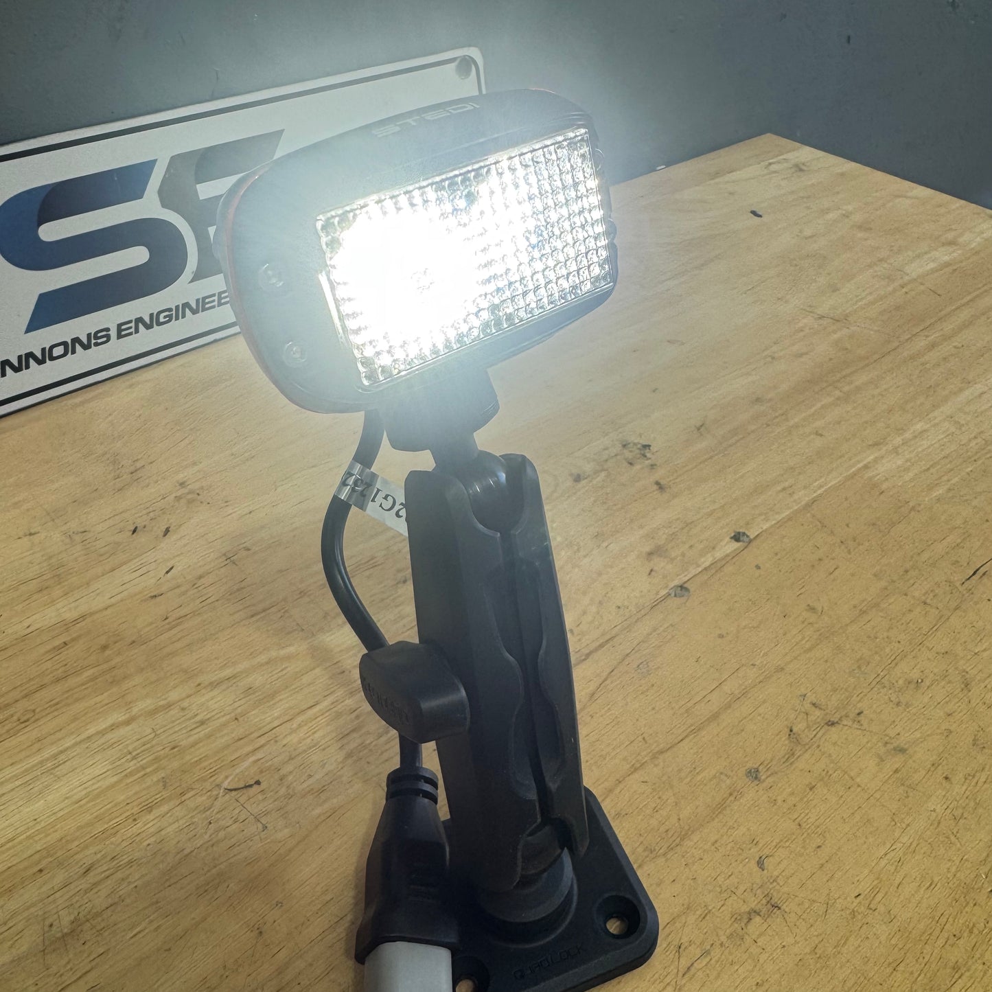 LED 10W Flood Light on Quadlock Mount Gimble - Type 2