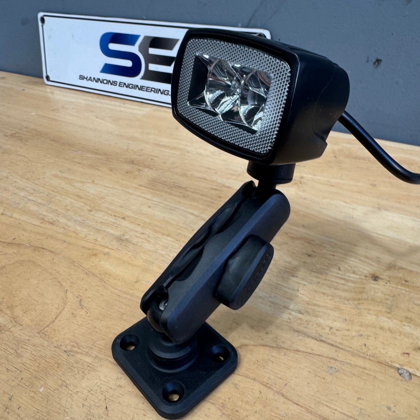 LED 10W Flood Light on Quadlock Mount Gimble - Type 1