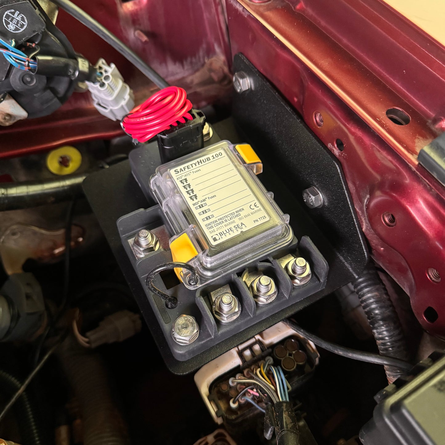 Start Battery Fuse Hub