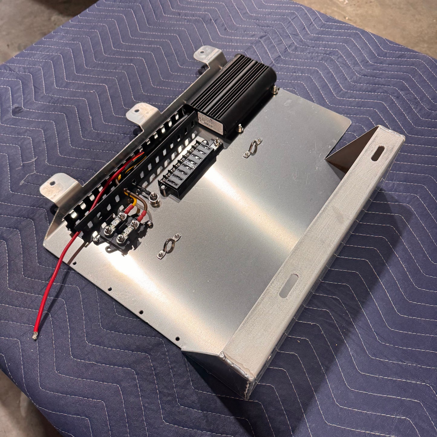 Rear Seat 200AH Lithium Battery Kit.