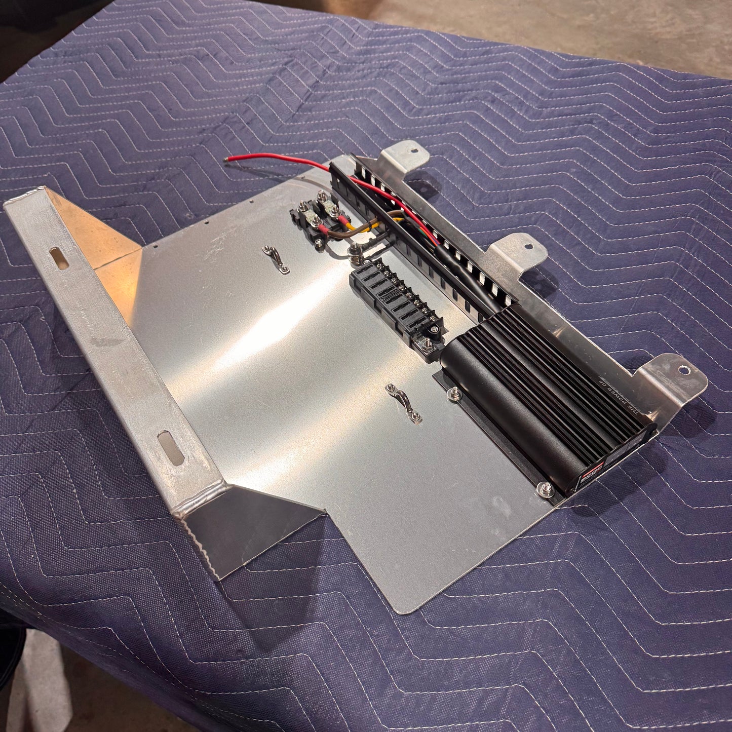 Rear Seat 200AH Lithium Battery Kit.