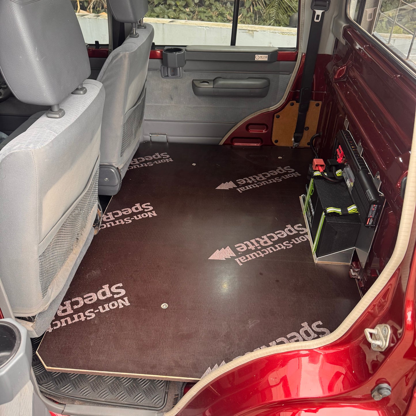 Rear Seat Delete Kit - Dual Cab 79. (reversable)