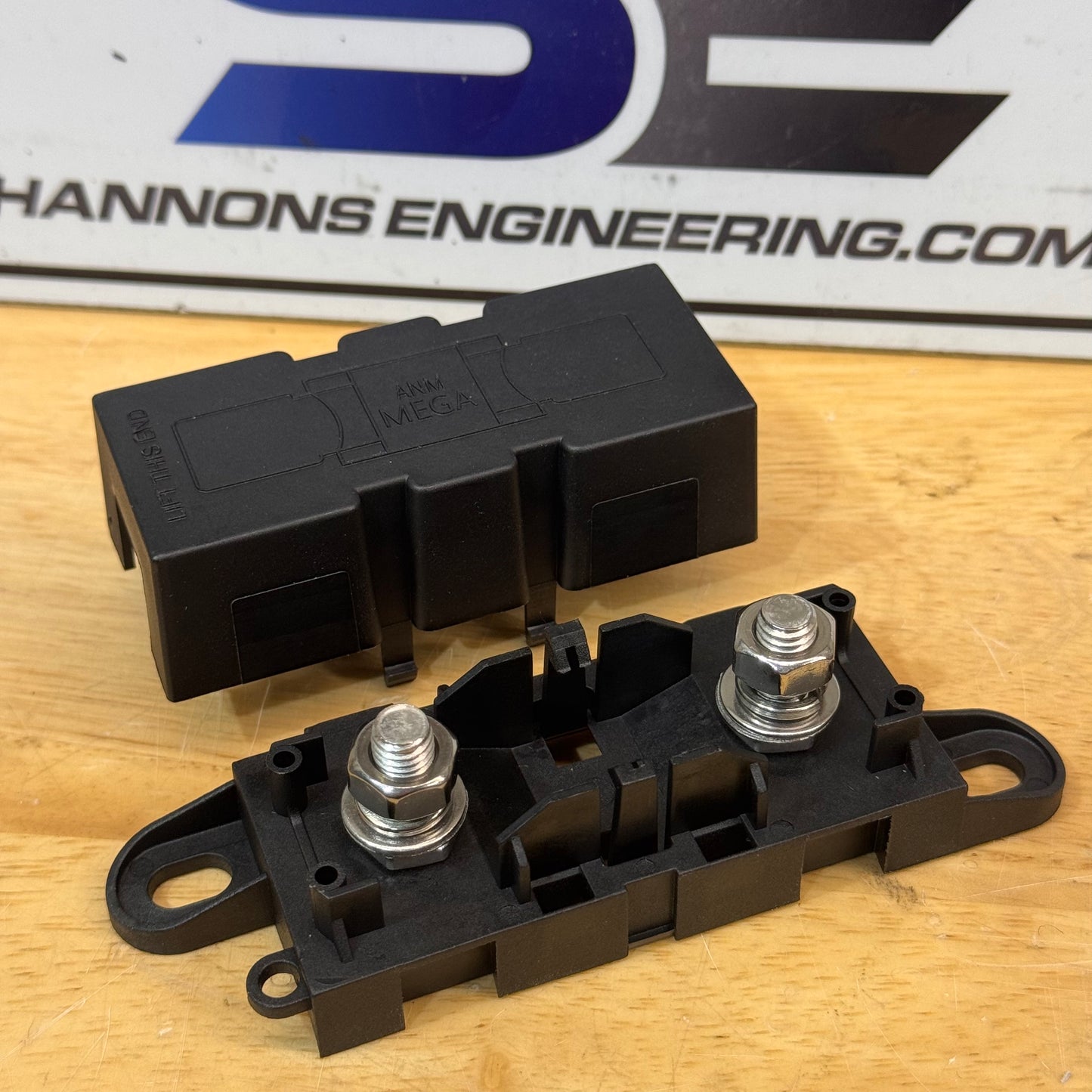 Enclosed Mega Fuse Holder